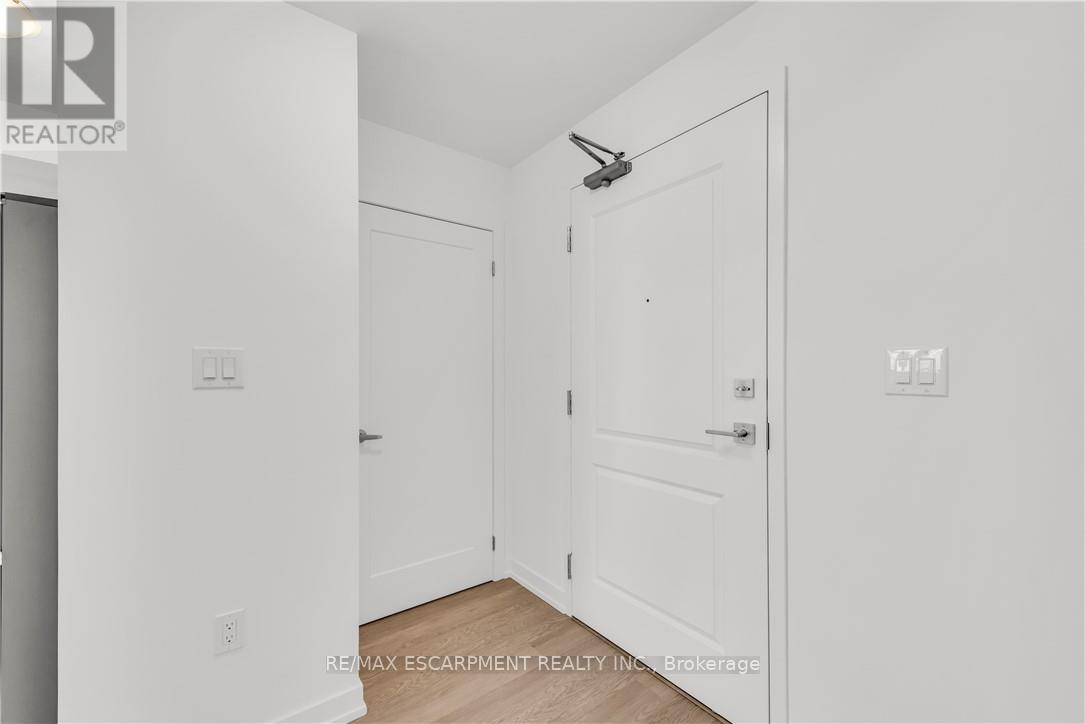 Photo 18 of 335 10 Mallard Trail, Hamilton ON