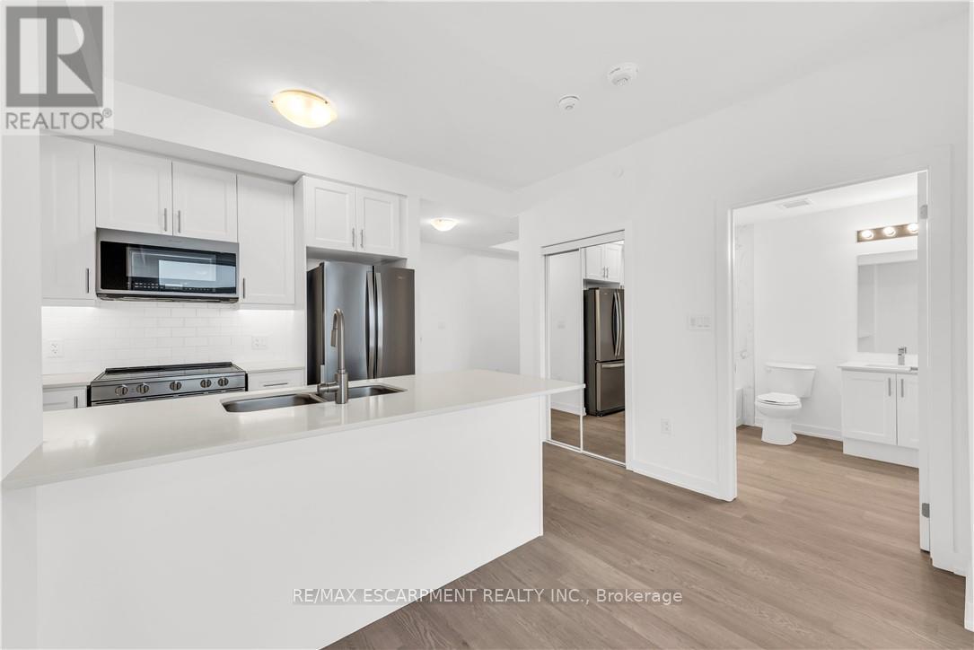 Photo 38 of 335 10 Mallard Trail, Hamilton ON