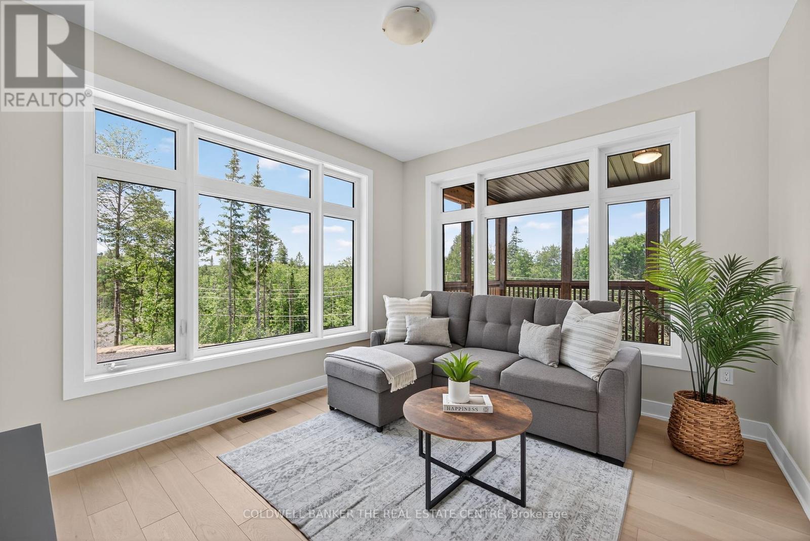 Photo 6 of 1008 Kingsridge Court, Lake Of Bays ON