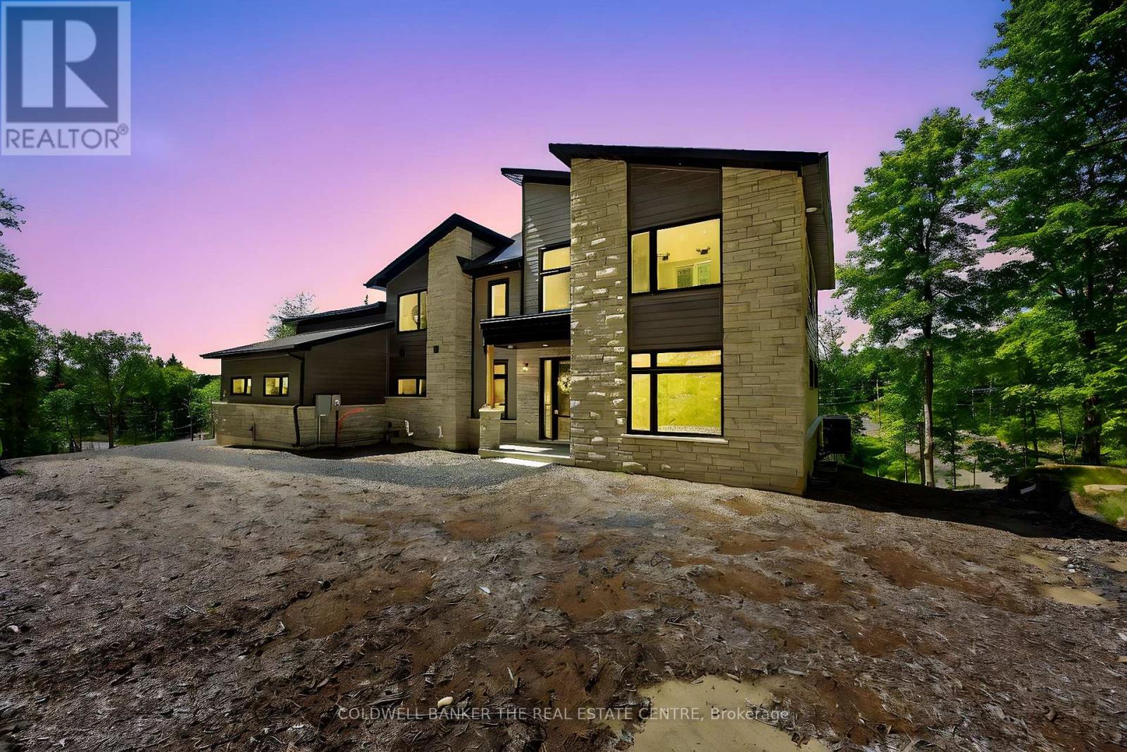 Photo 14 of 1008 Kingsridge Court, Lake Of Bays ON