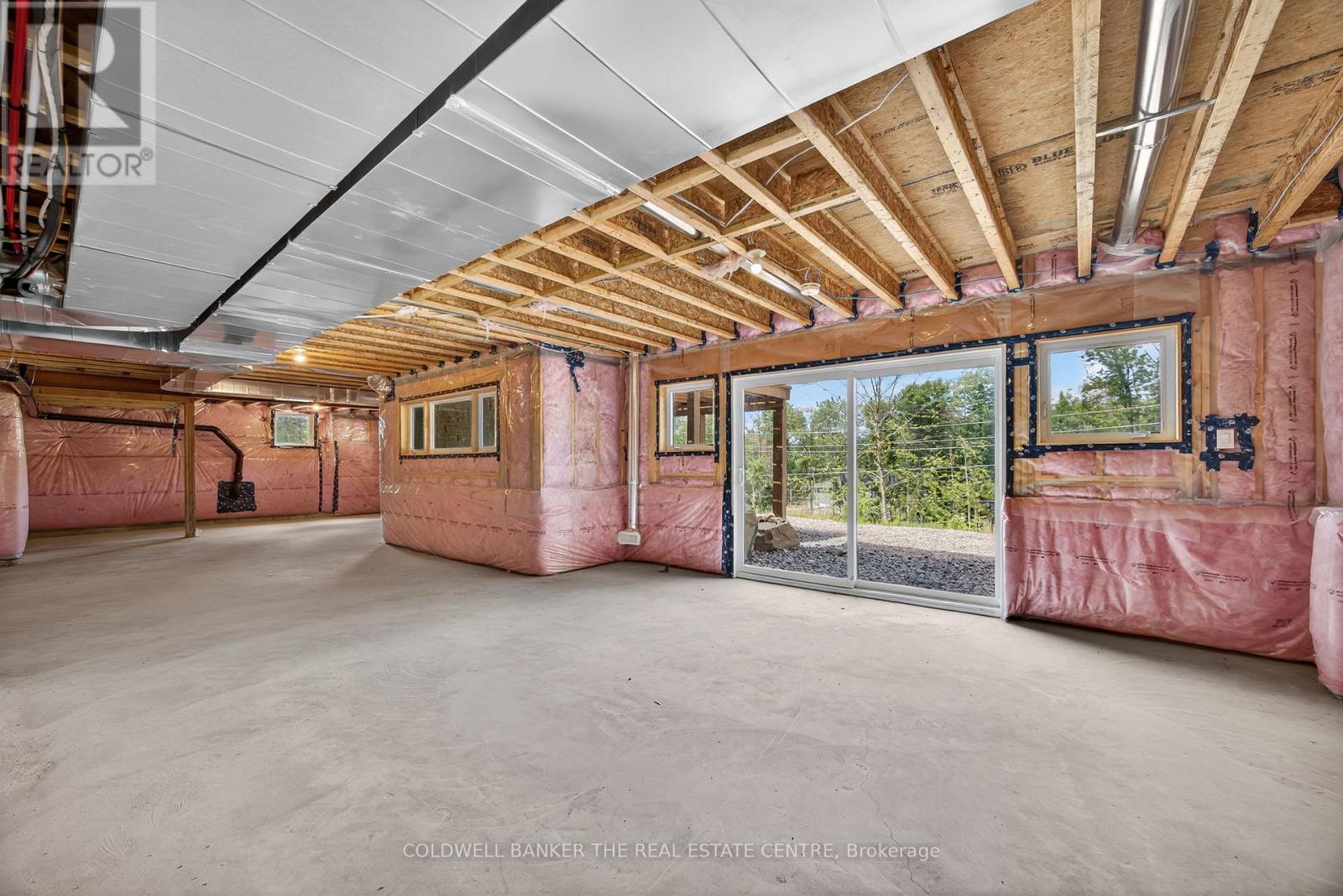 Photo 2 of 1008 Kingsridge Court, Lake Of Bays ON