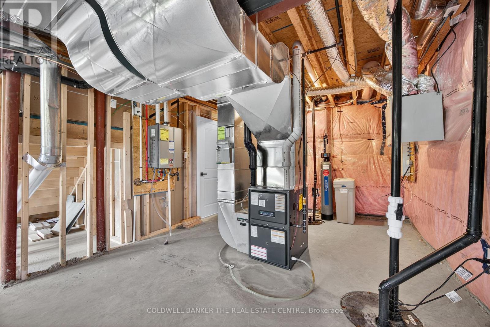 Photo 43 of 1008 Kingsridge Court, Lake Of Bays ON