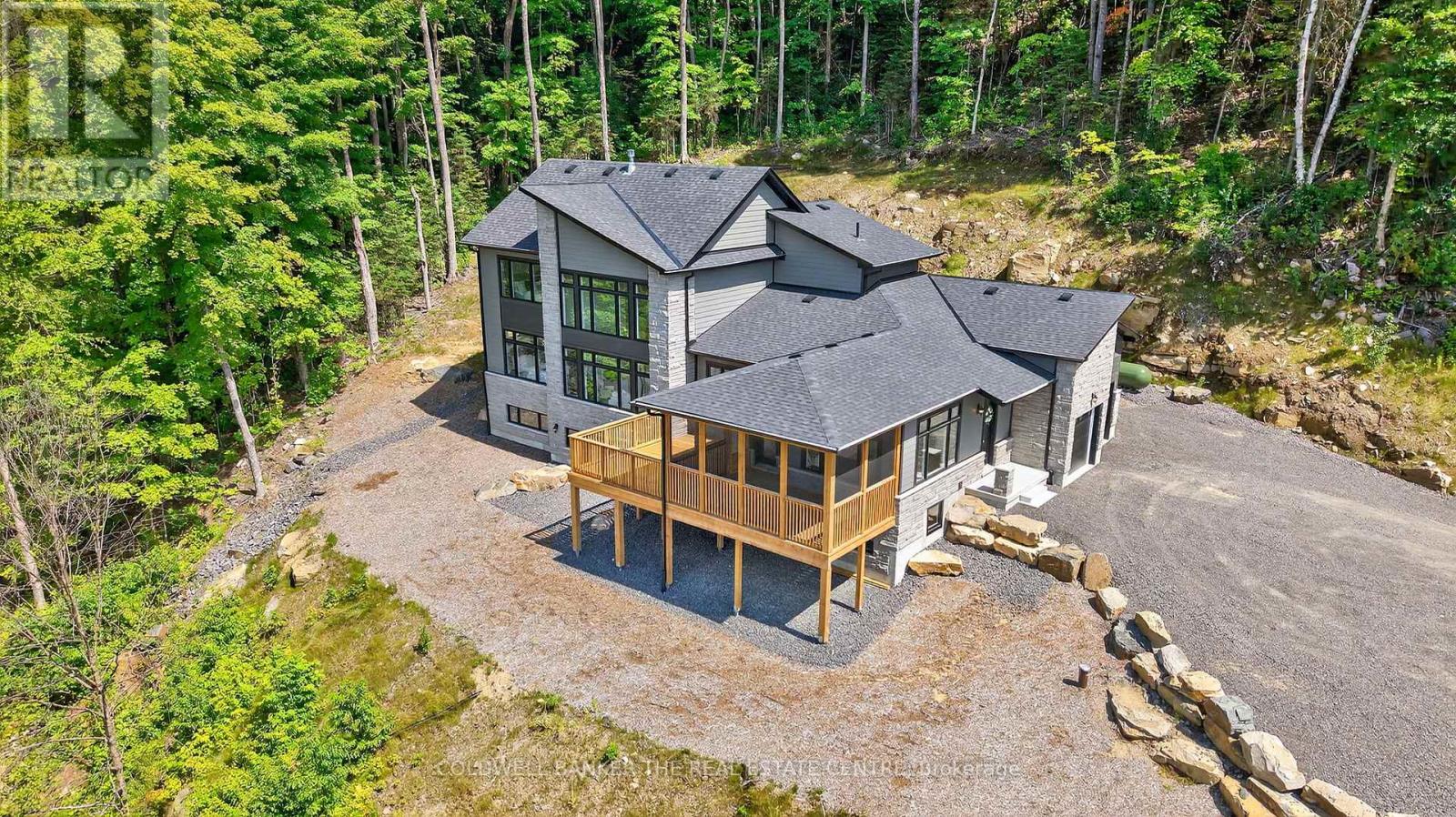 Photo 15 of 1008 Kingsridge Court, Lake Of Bays ON