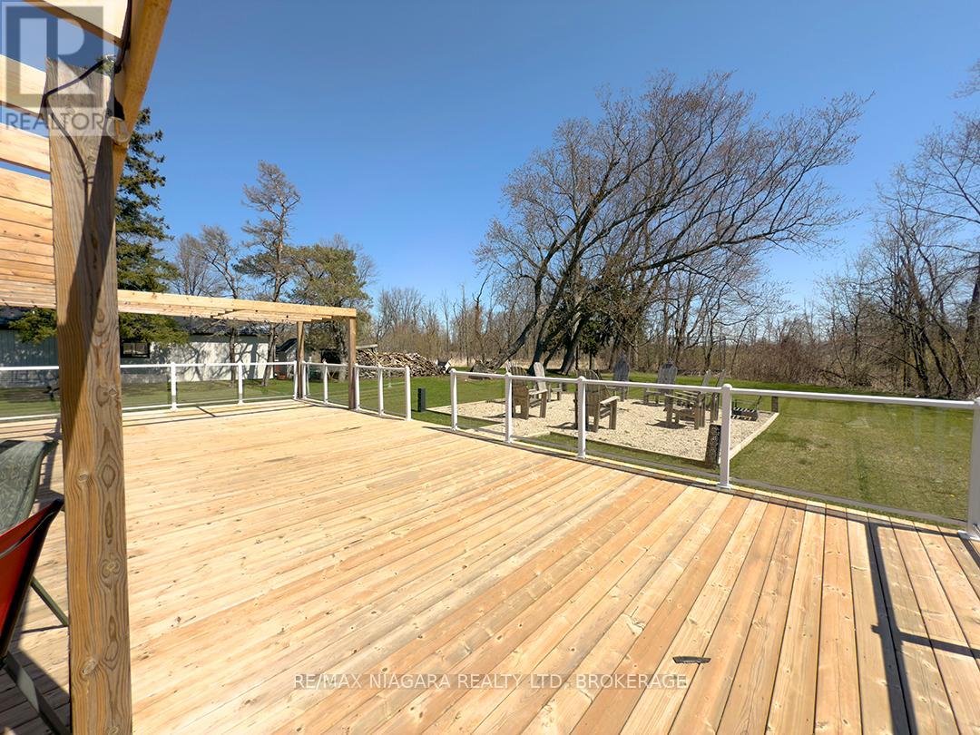 Photo 40 of 1561 North Shore Drive E, Haldimand ON