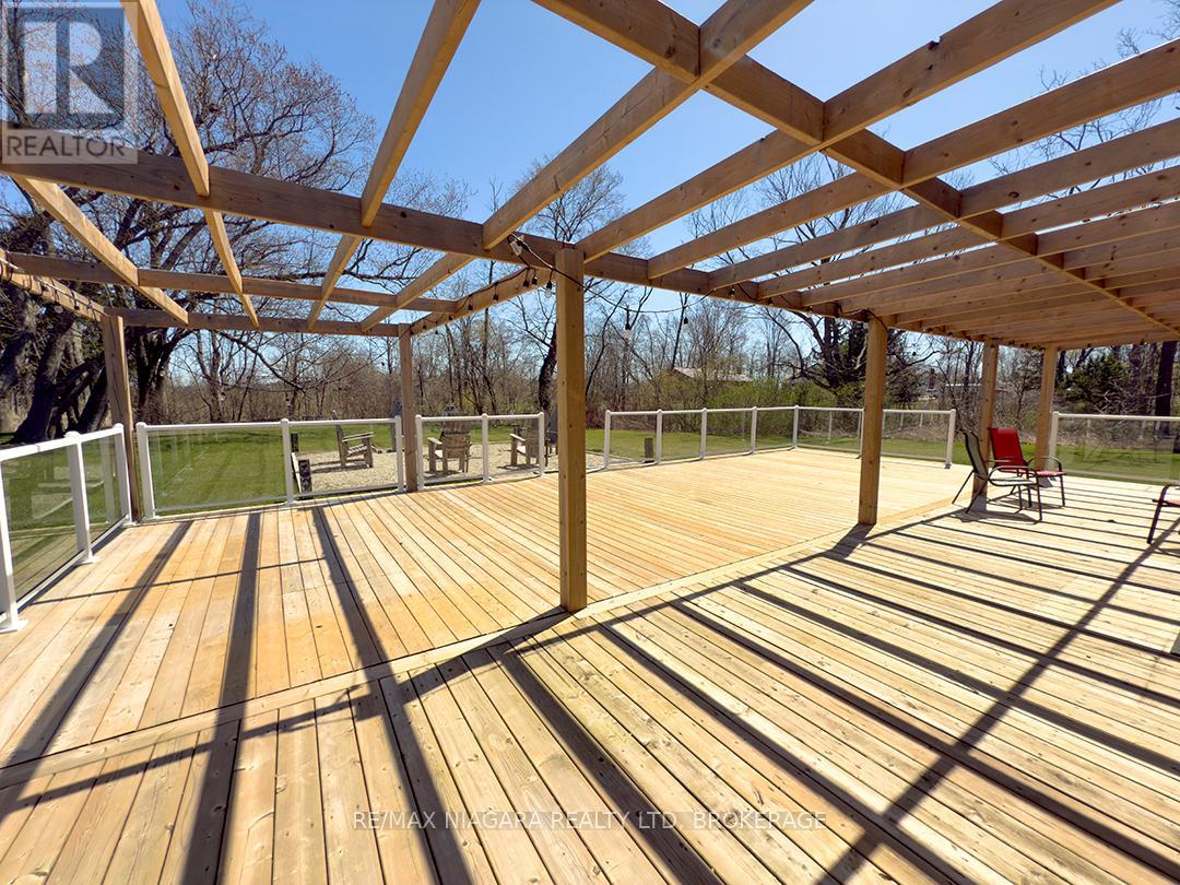 Photo 41 of 1561 North Shore Drive E, Haldimand ON