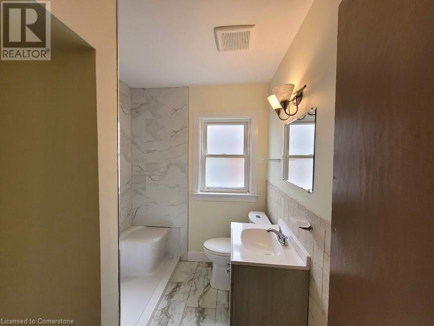 Photo 13 of 6476 Maranda Street, Niagara Falls ON