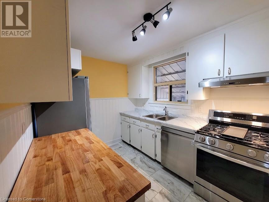 Photo 10 of 6476 Maranda Street, Niagara Falls ON