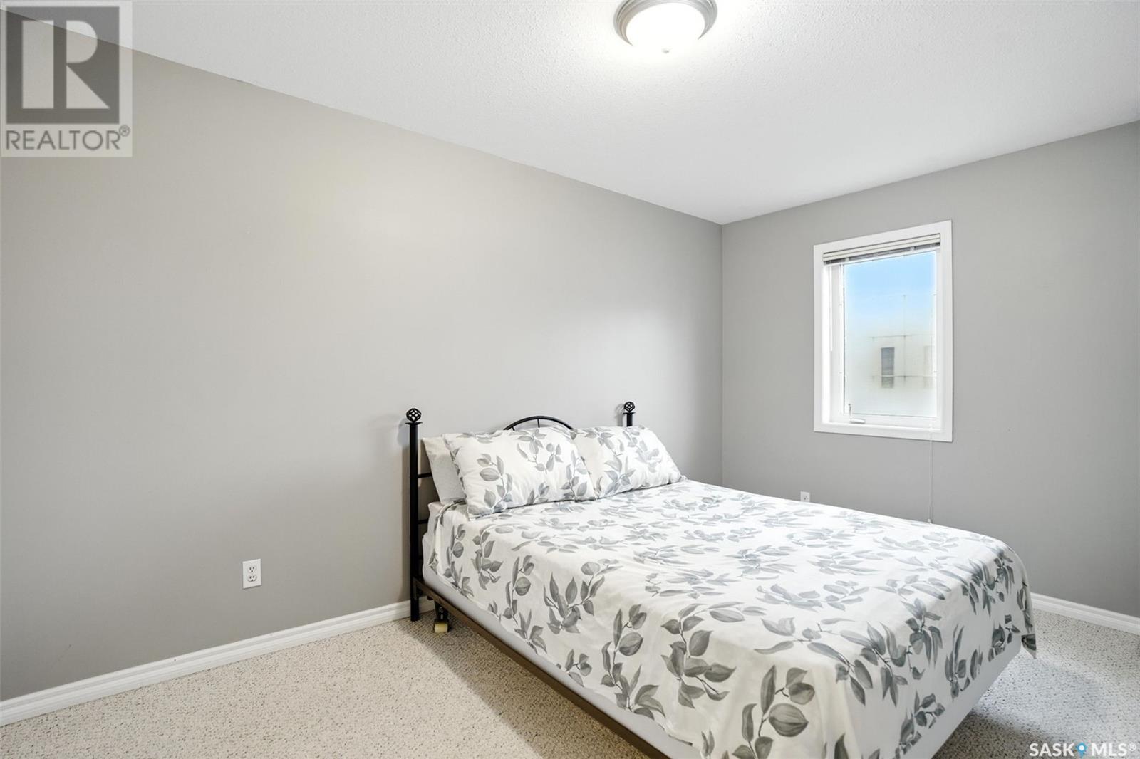 Photo 18 of 28 110 Banyan Crescent, Saskatoon SK