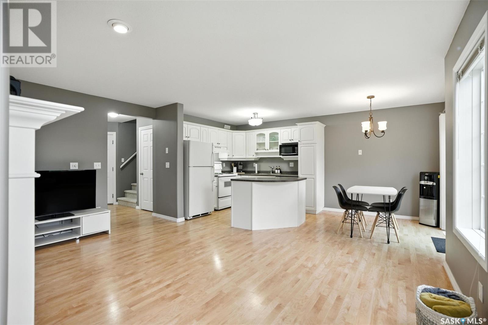 Photo 12 of 28 110 Banyan Crescent, Saskatoon SK