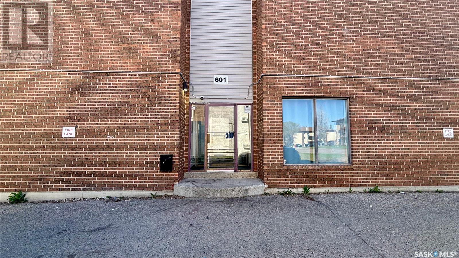 Photo 12 of 203 601 X Avenue S, Saskatoon SK