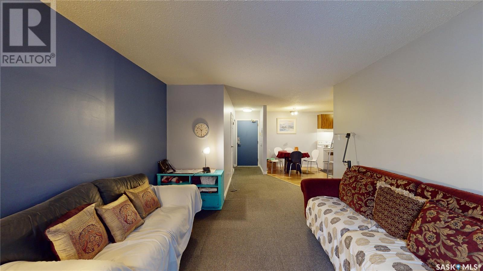 Photo 3 of 203 601 X Avenue S, Saskatoon SK