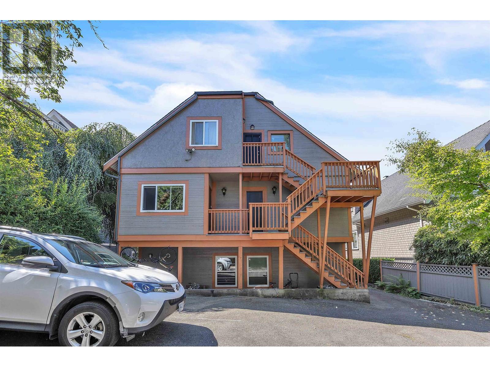 Photo 30 of 2433 W 6th Avenue, Vancouver BC