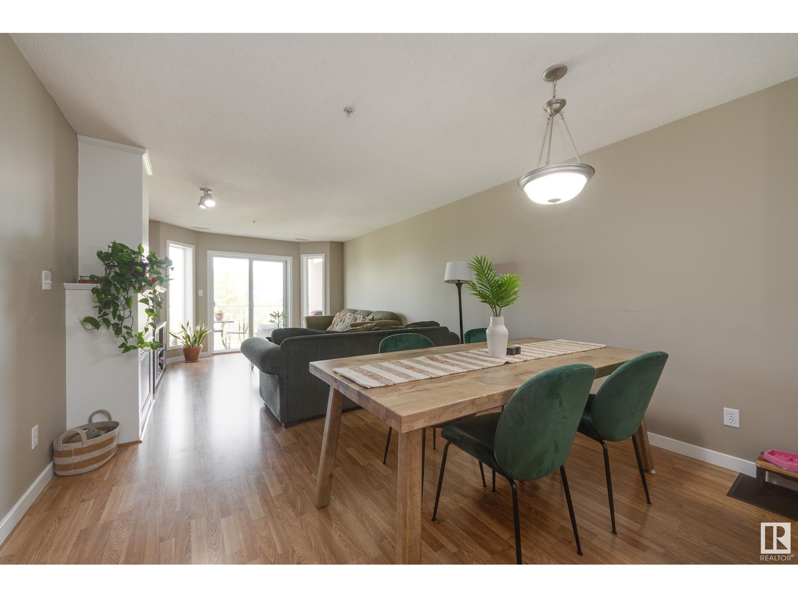 Photo 9 of 314 4312 139 Av Nw, Edmonton AB