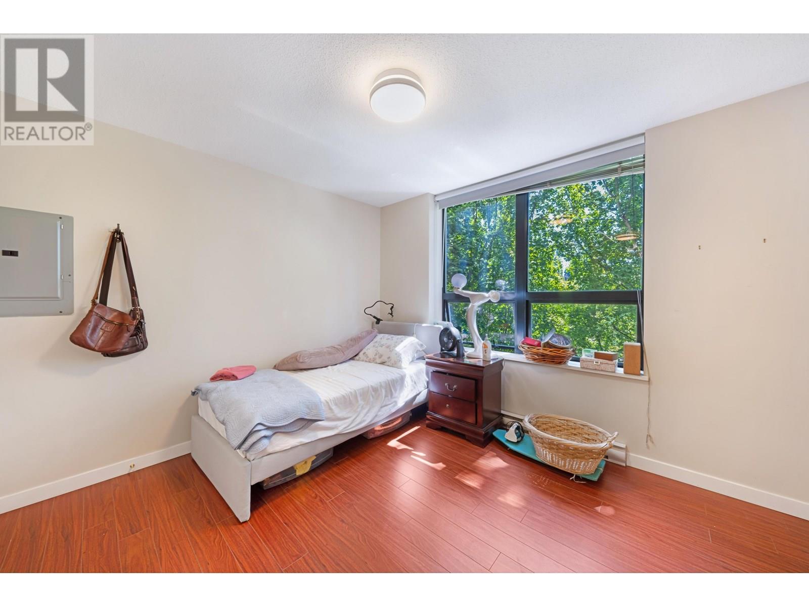 Photo 16 of 403 3663 Crowley Drive, Vancouver BC
