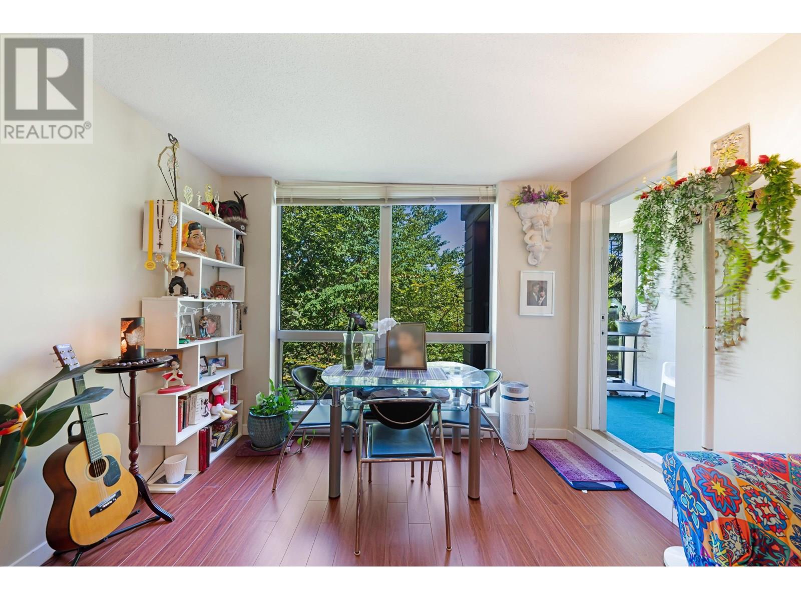 Photo 7 of 403 3663 Crowley Drive, Vancouver BC