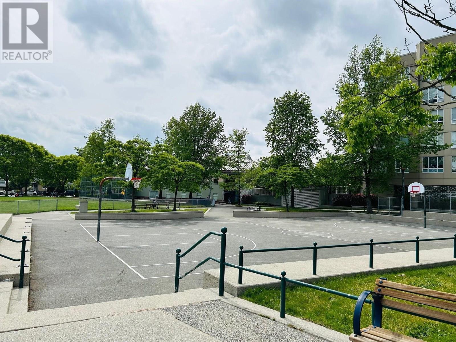 Photo 34 of 403 3663 Crowley Drive, Vancouver BC