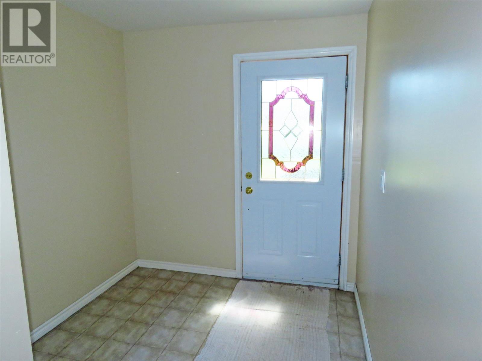Photo 13 of 120 Dieppe Rd, Longlac ON