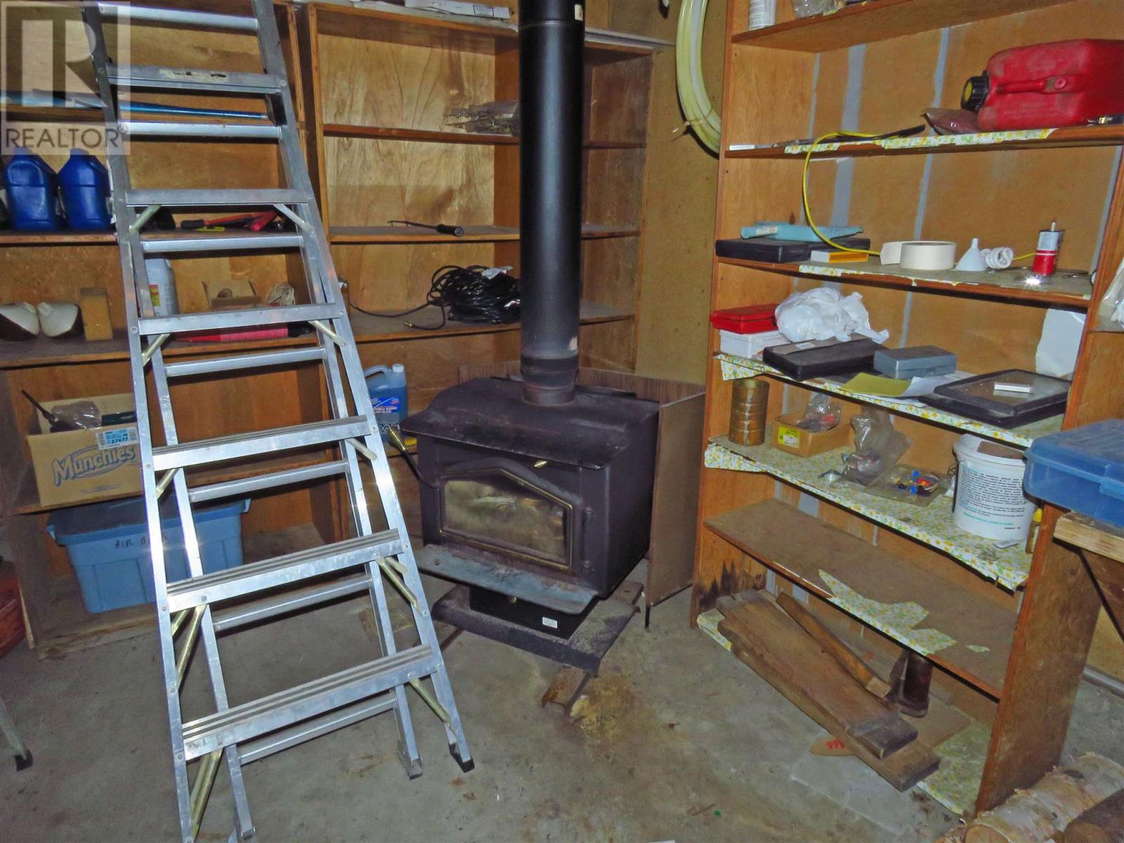 Photo 46 of 120 Dieppe Rd, Longlac ON