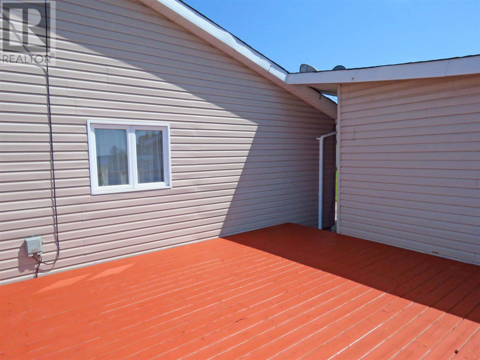 Photo 42 of 120 Dieppe Rd, Longlac ON