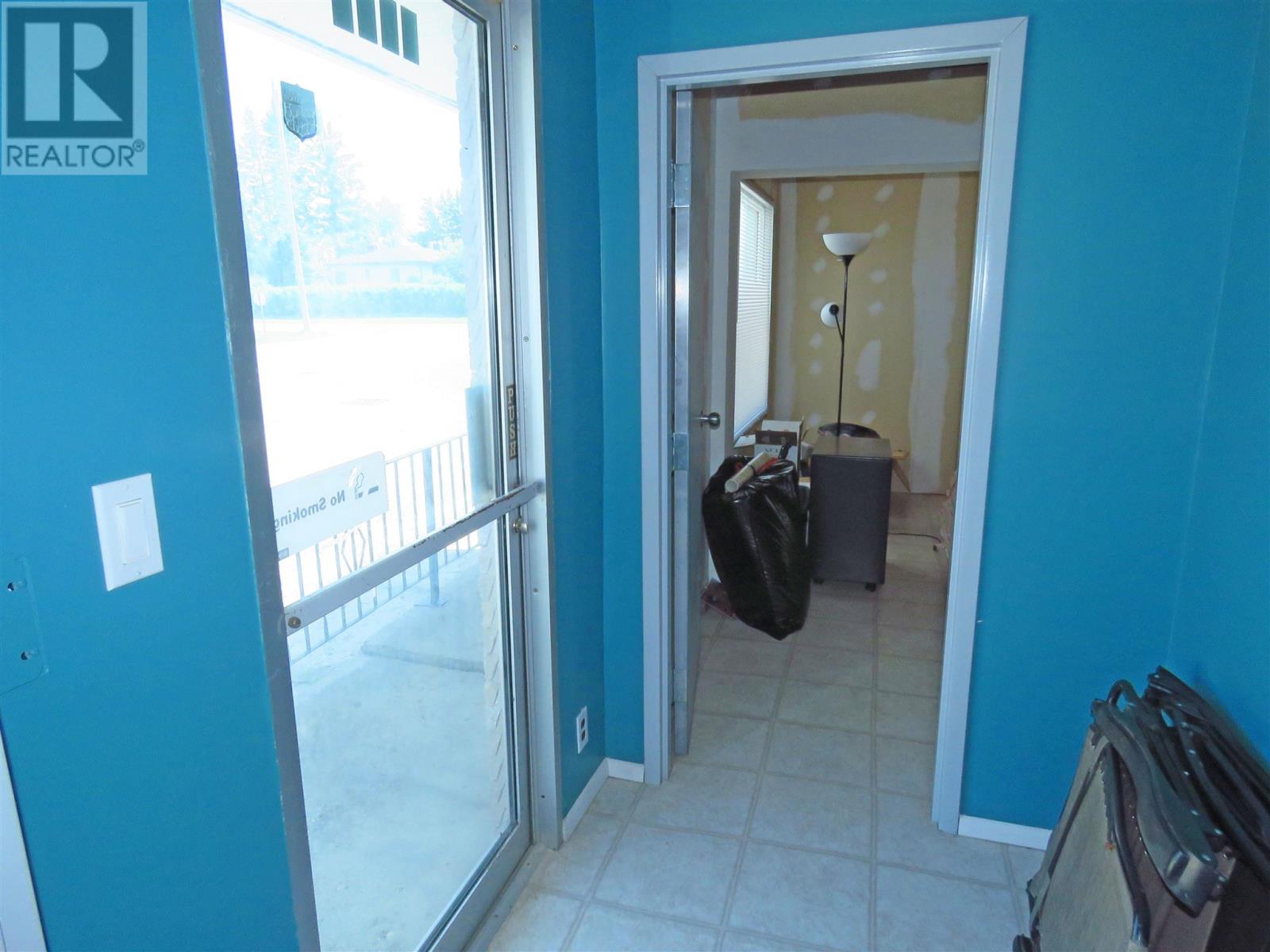 Photo 4 of 120 Dieppe Rd, Longlac ON