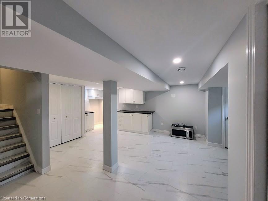 Photo 22 of 6476 Maranda Street, Niagara Falls ON