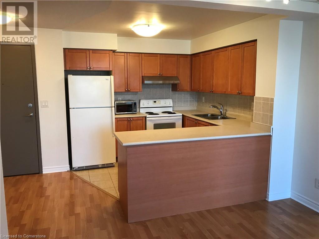 Photo 5 of 3888 Duke Of York Boulevard Unit 834, Mississauga ON