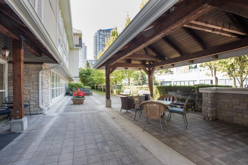 Photo 34 of 201 1685 152 A Street, Surrey BC