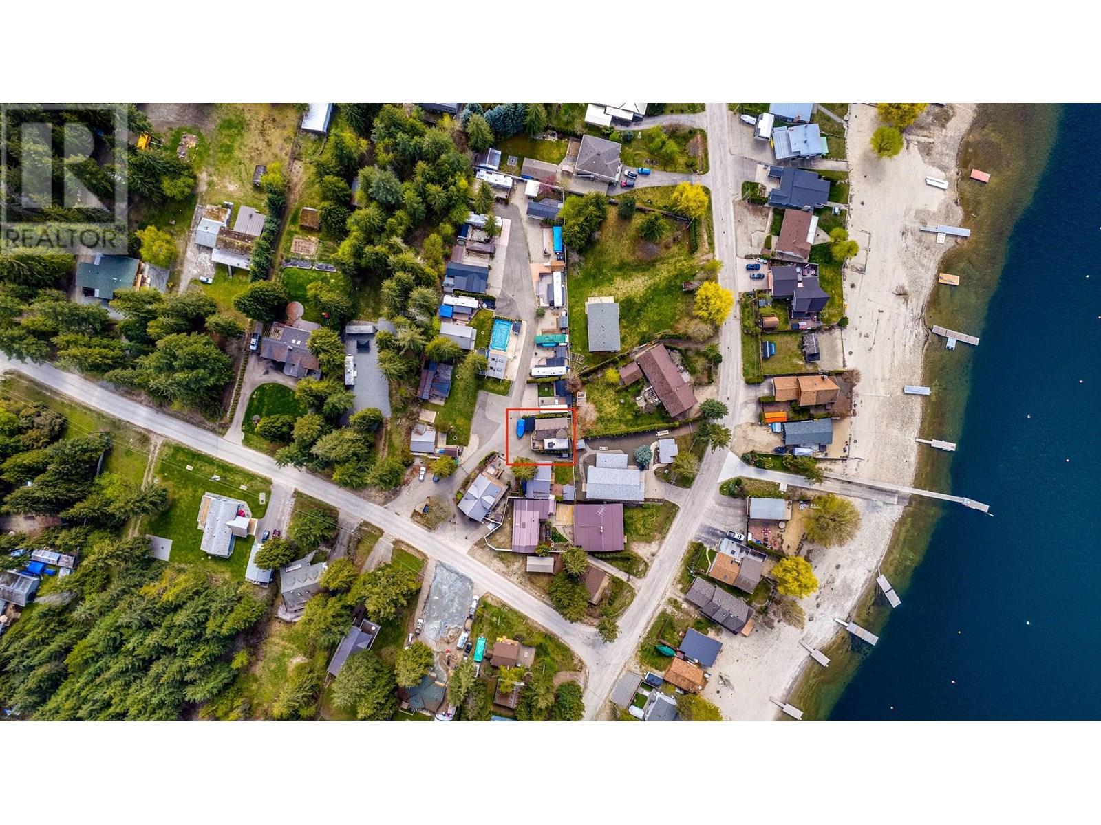 718 Swansea Point Road, Sicamous