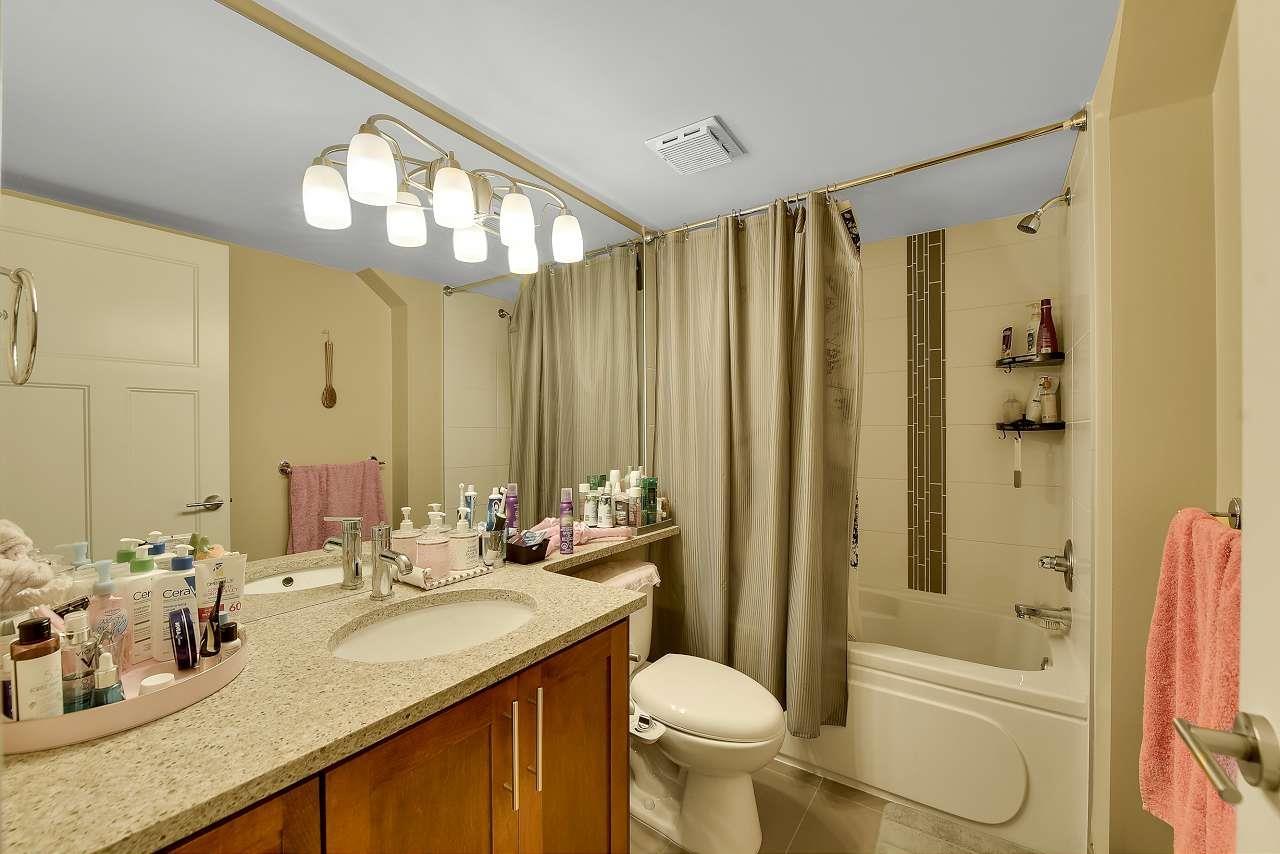 Photo 25 of 21136 80 A Avenue, Langley BC