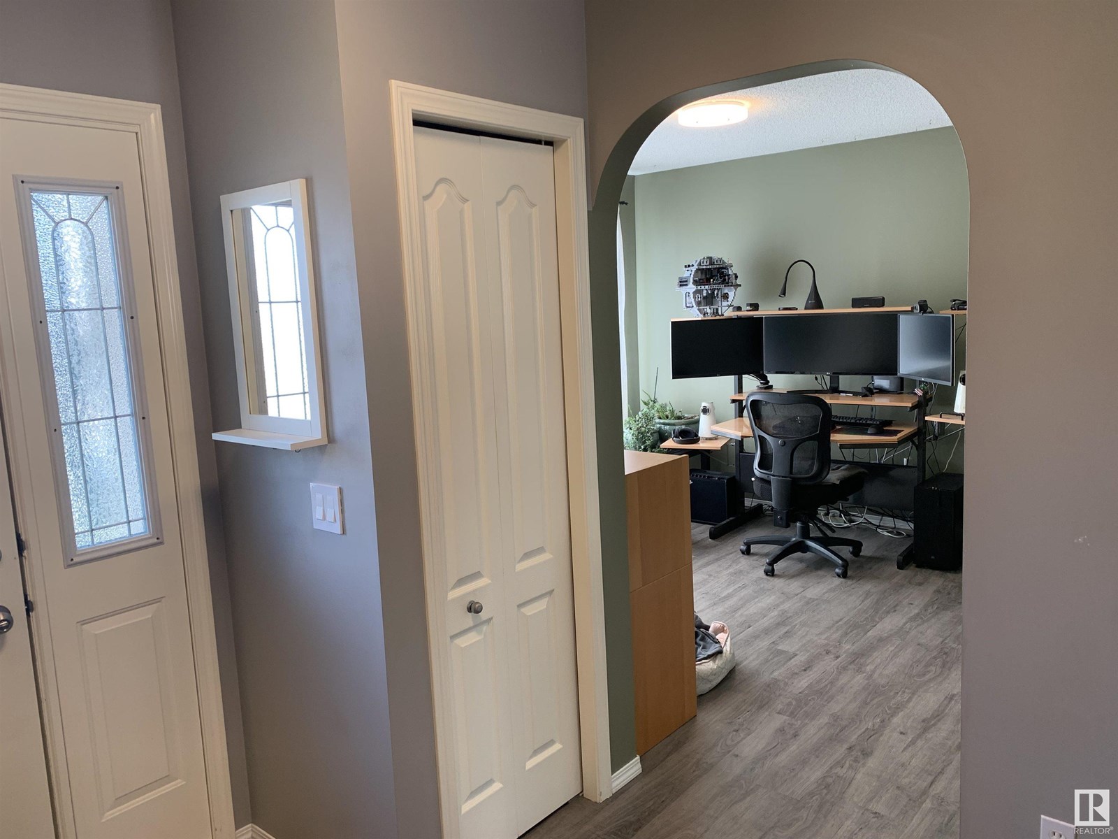 Single Family House for Sale in  Arbour Meadows CL Calgary 