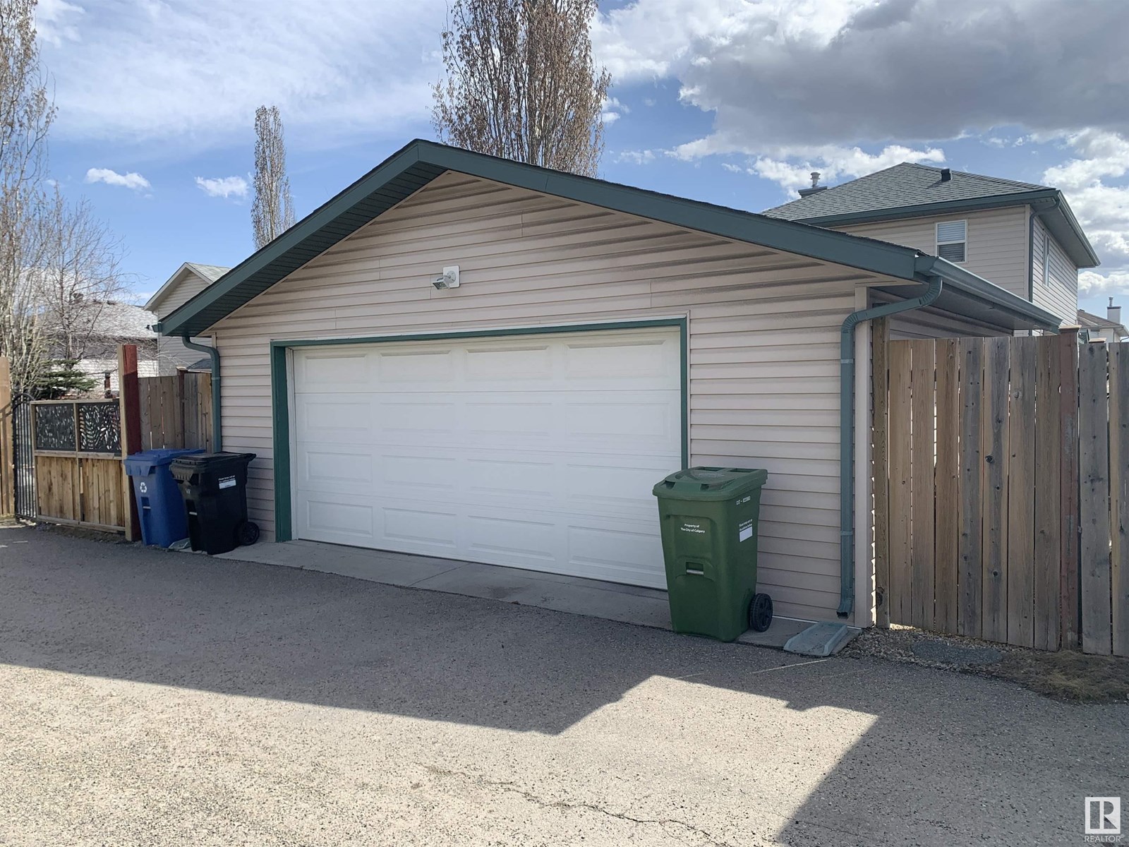 Single Family House for Sale in  Arbour Meadows CL Calgary 