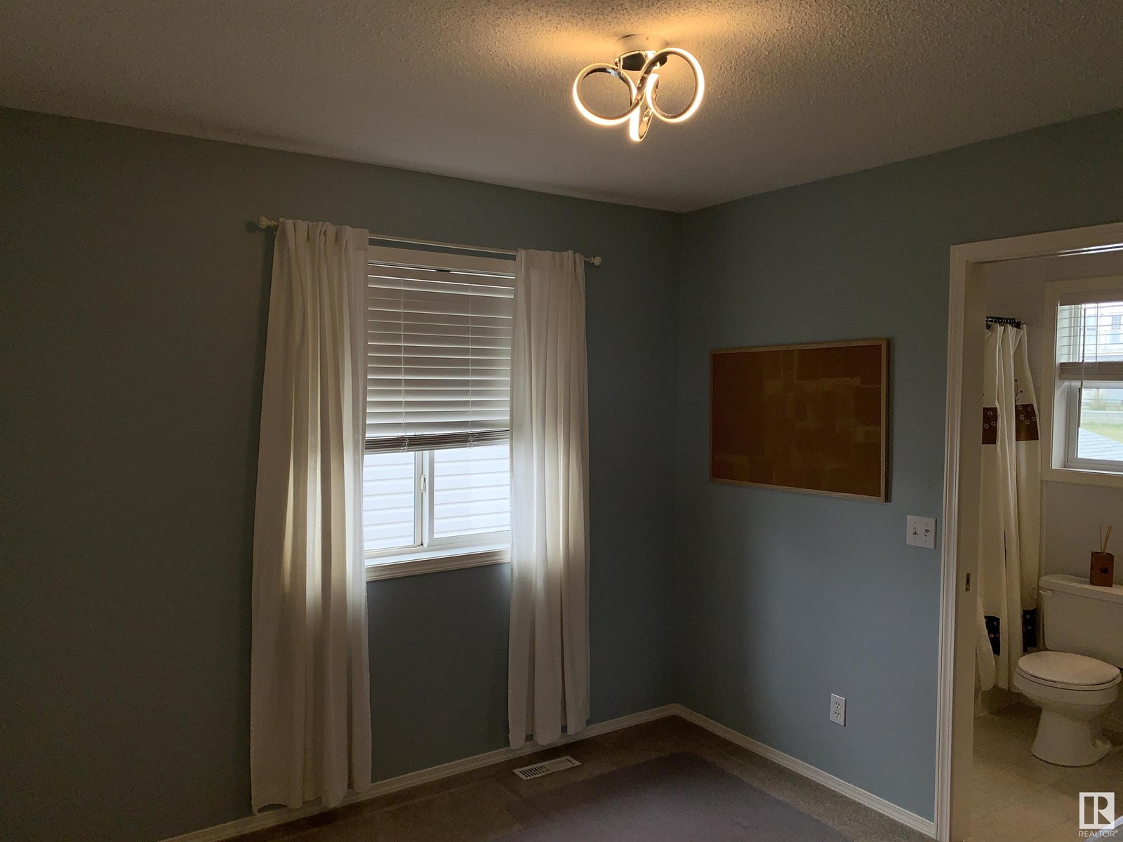 Single Family House for Sale in  Arbour Meadows CL Calgary 