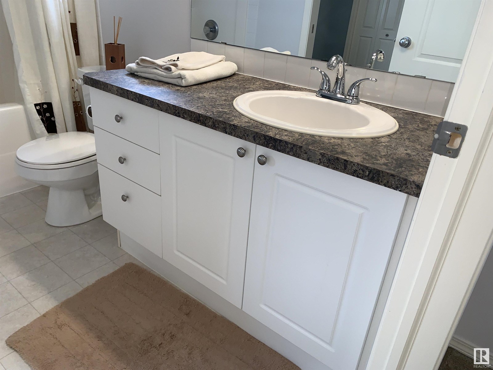 Single Family House for Sale in  Arbour Meadows CL Calgary 