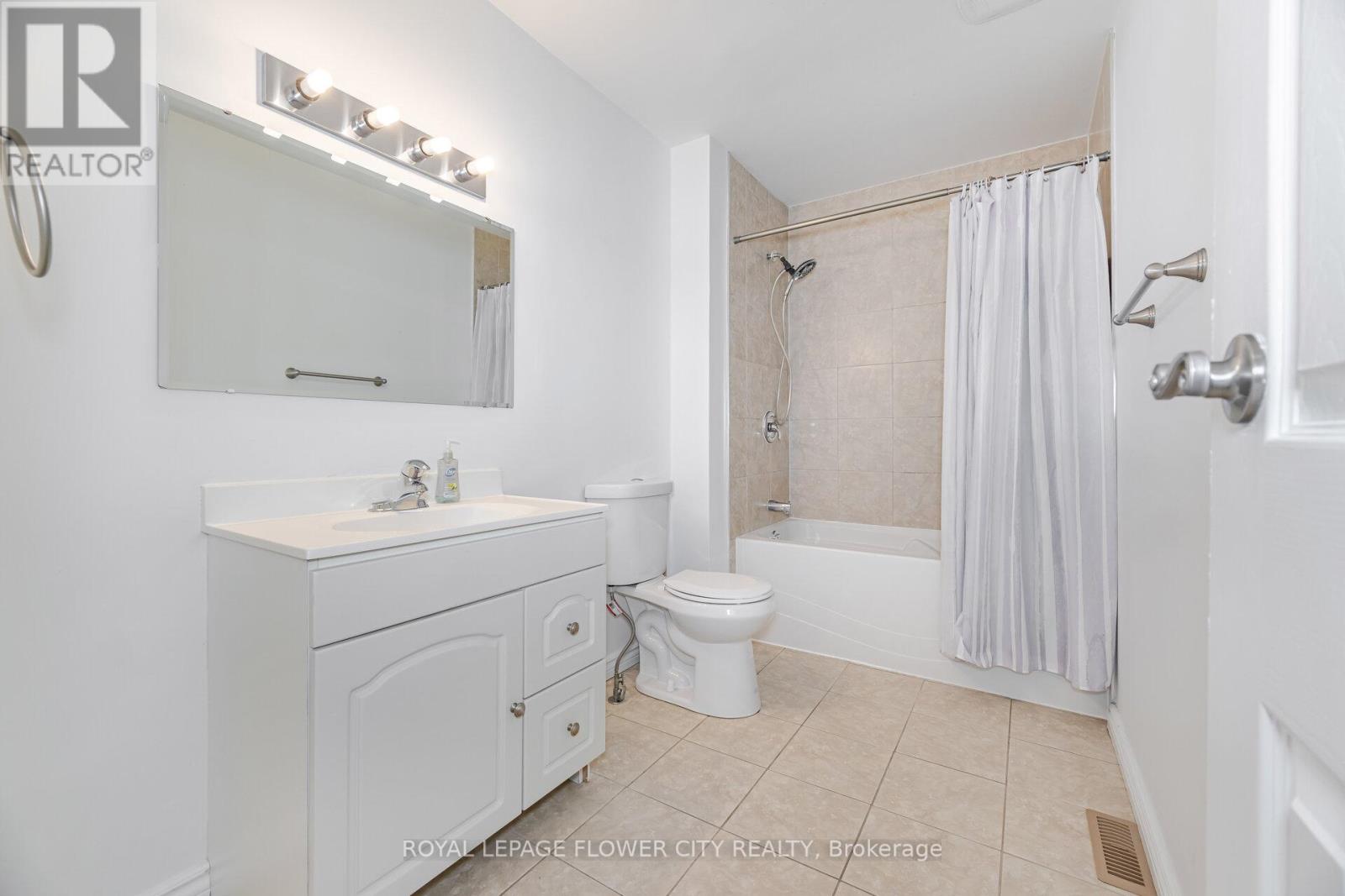 Photo 41 of 376 Hansen Road N, Brampton ON
