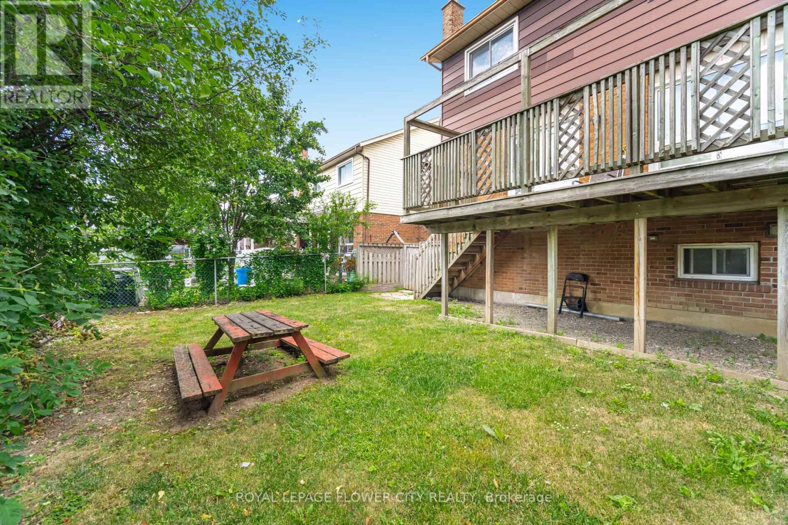 Photo 27 of 376 Hansen Road N, Brampton ON