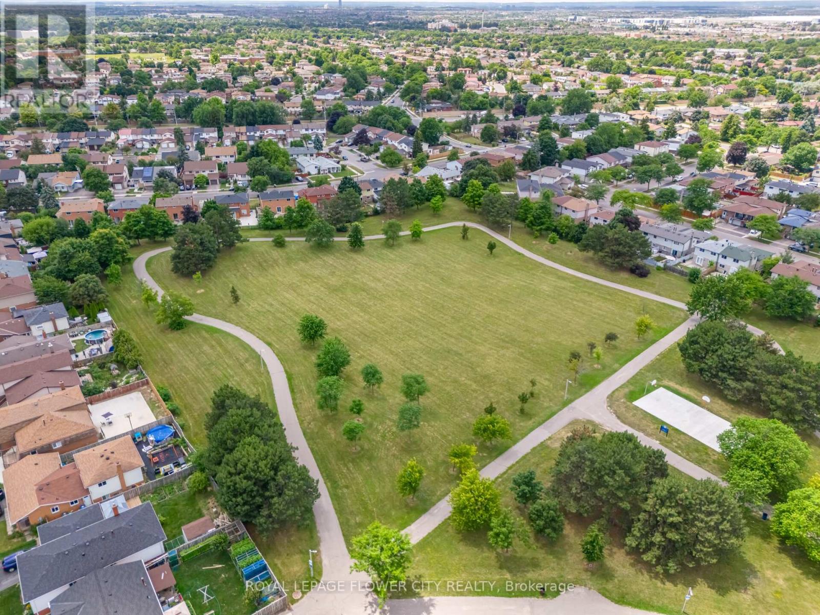Photo 43 of 376 Hansen Road N, Brampton ON