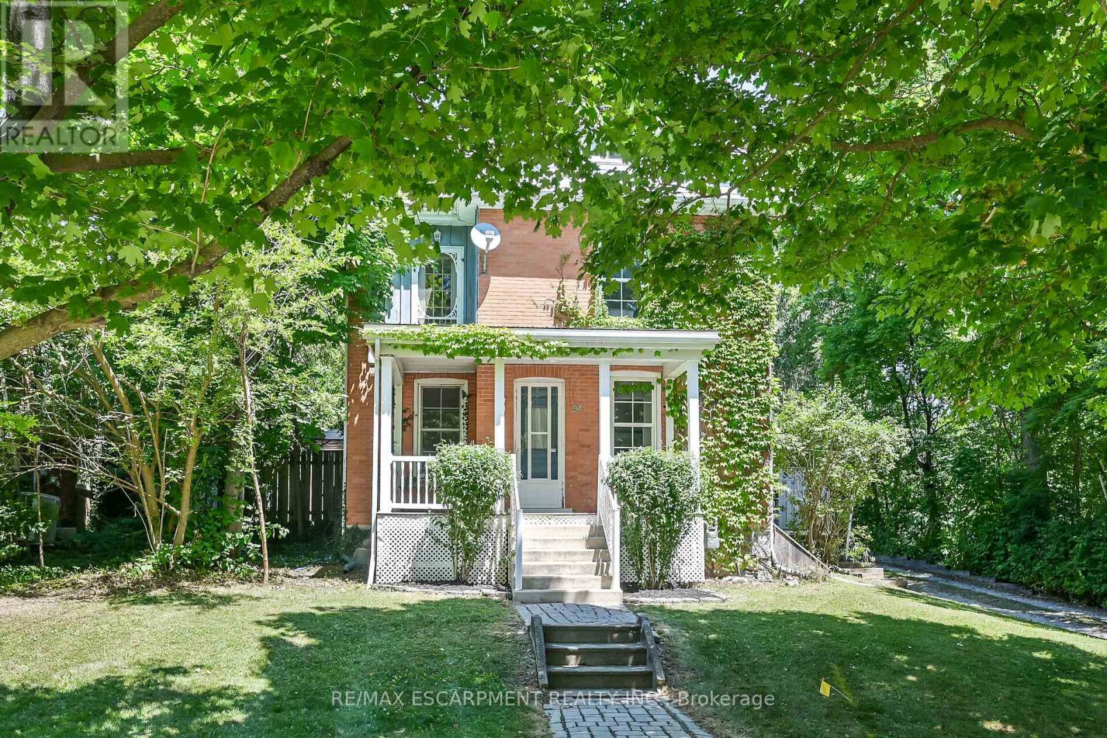 Photo 31 of 94 Sutherland Street W, Haldimand ON