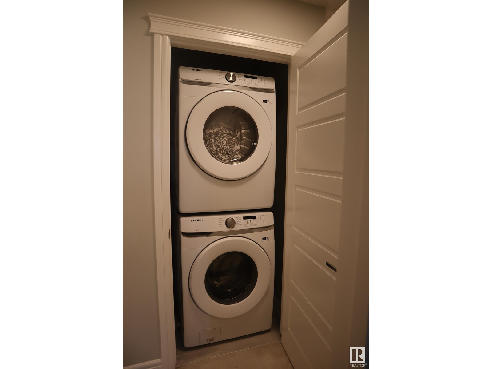 Photo 16 of 76 16335 84 St Nw, Edmonton AB
