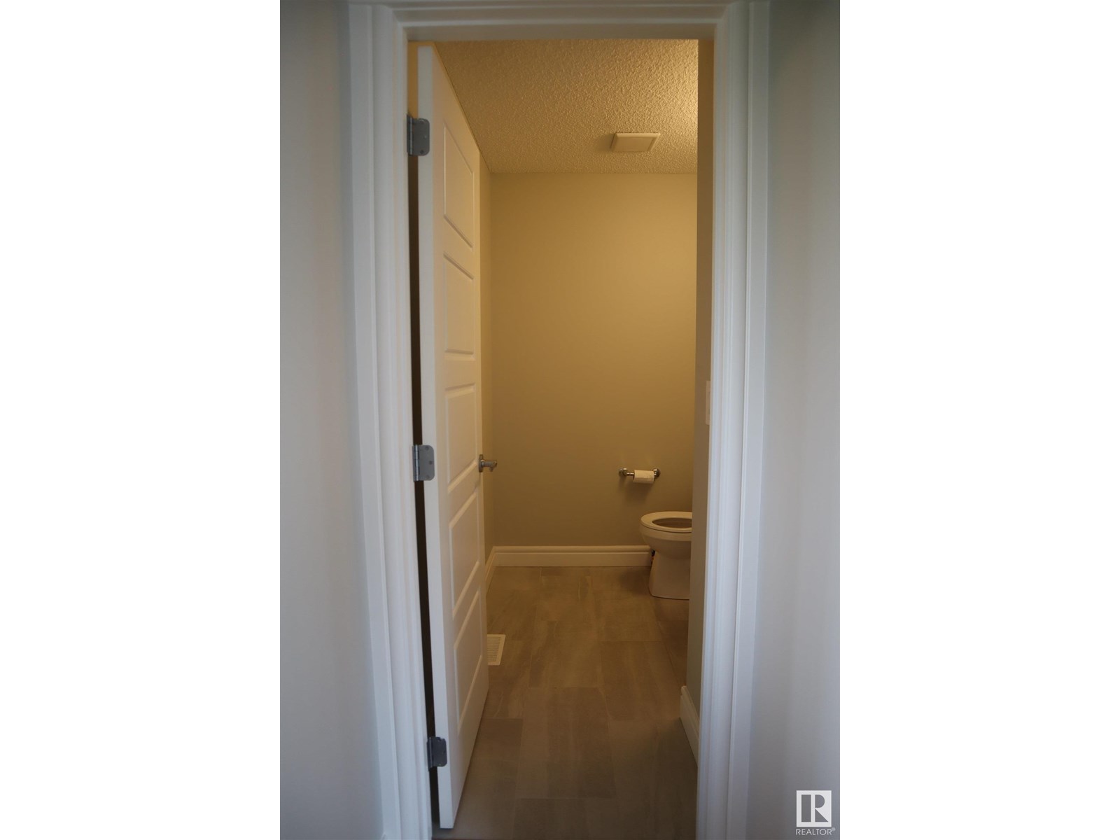 Photo 7 of 76 16335 84 St Nw, Edmonton AB