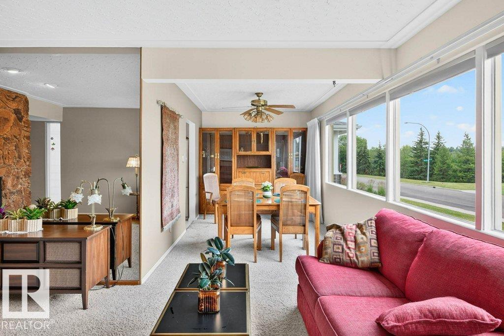 Photo 23 of 10752 43 St Nw, Edmonton AB