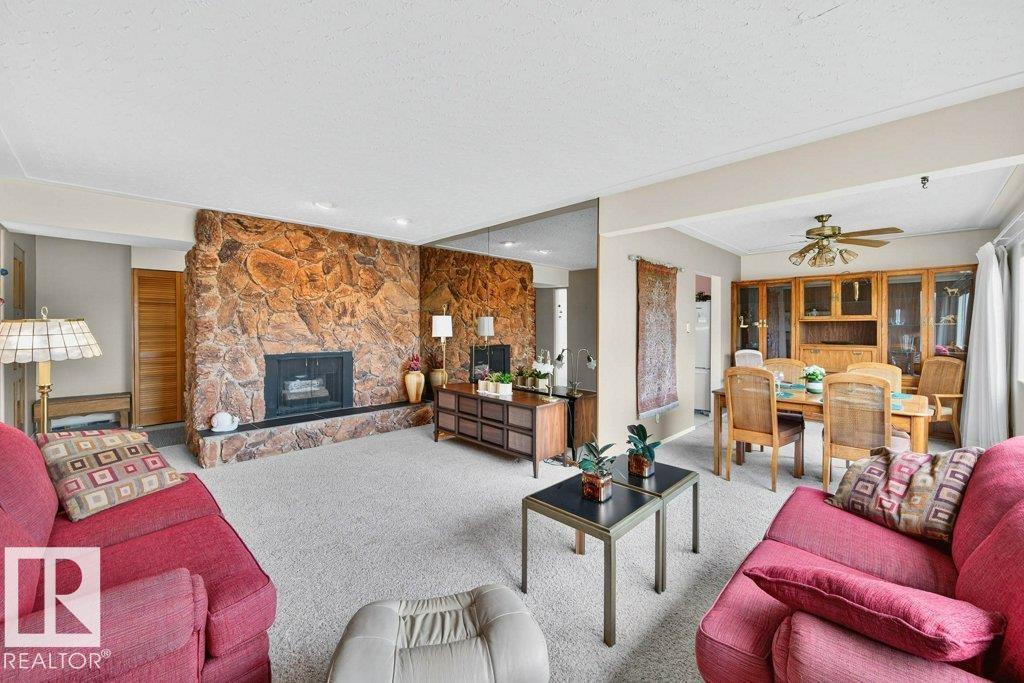 Photo 30 of 10752 43 St Nw, Edmonton AB