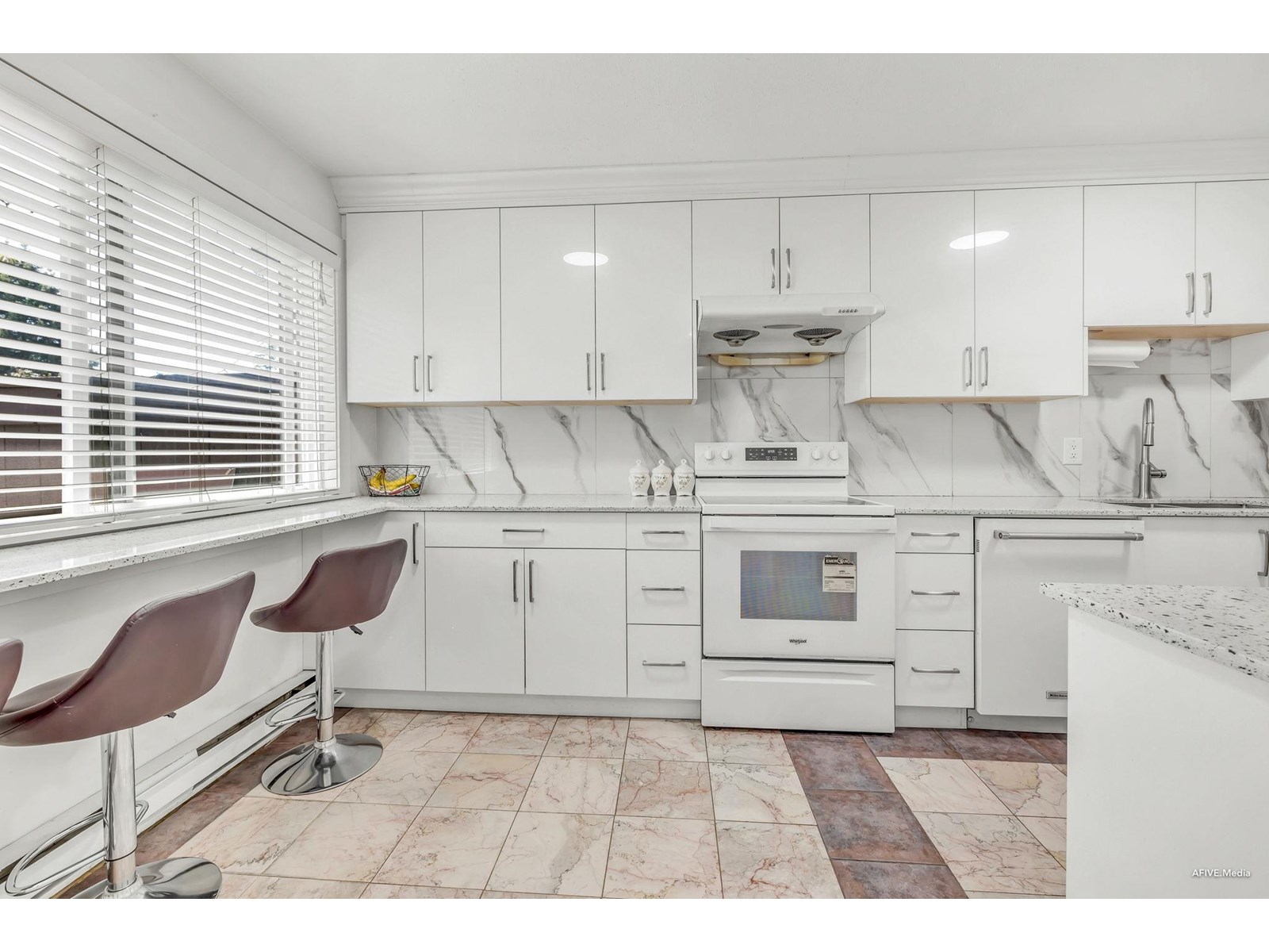 Photo 6 of 256 9452 Prince Charles Boulevard, Surrey BC