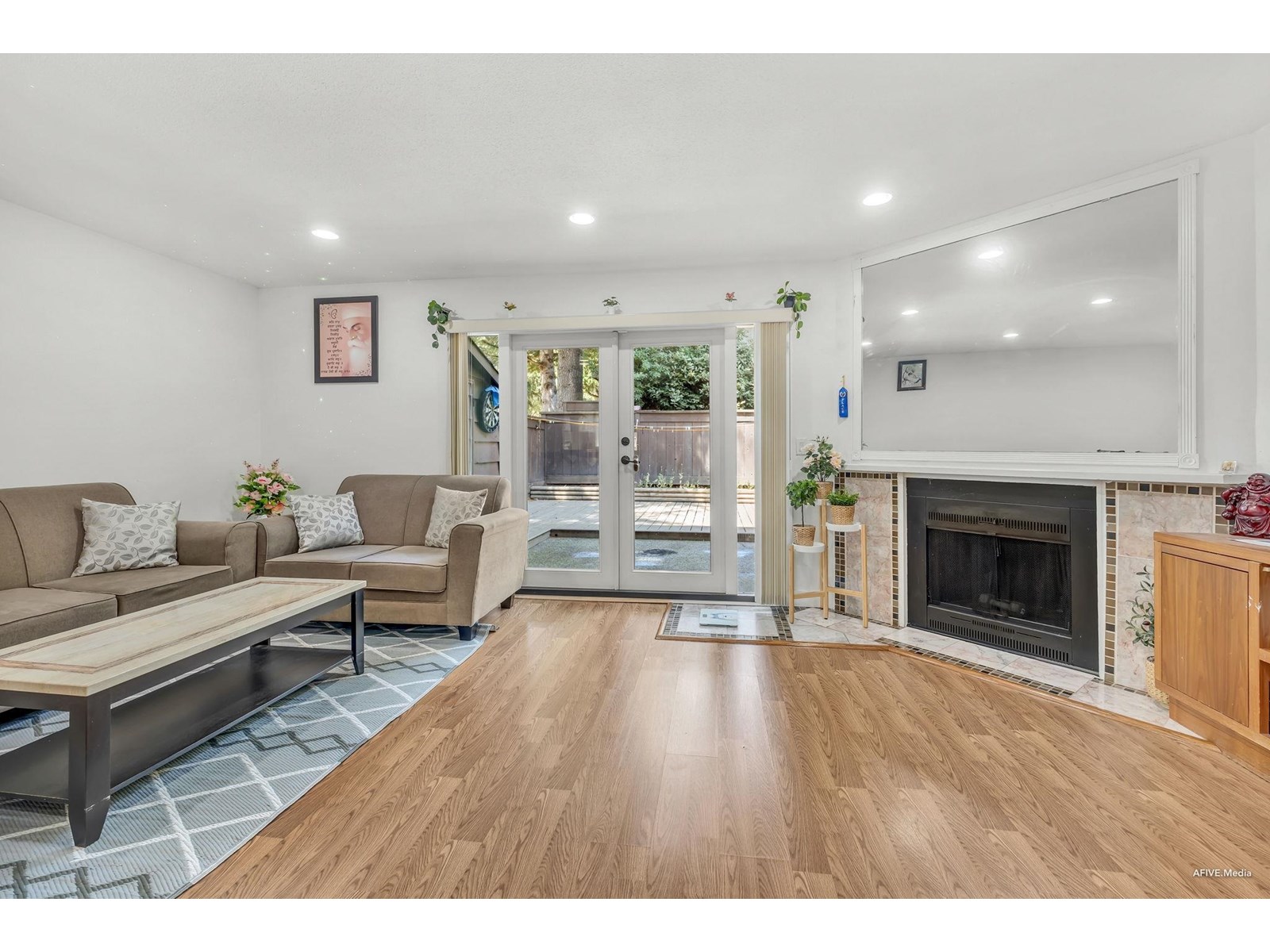 Photo 1 of 256 9452 Prince Charles Boulevard, Surrey BC