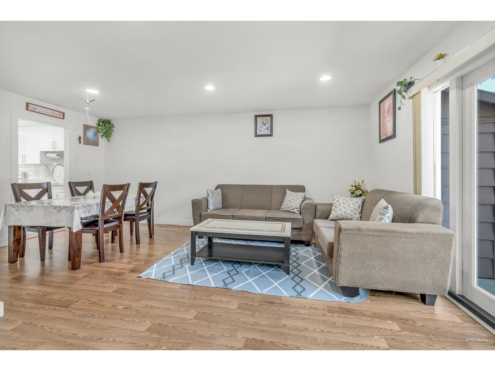 Photo 11 of 256 9452 Prince Charles Boulevard, Surrey BC