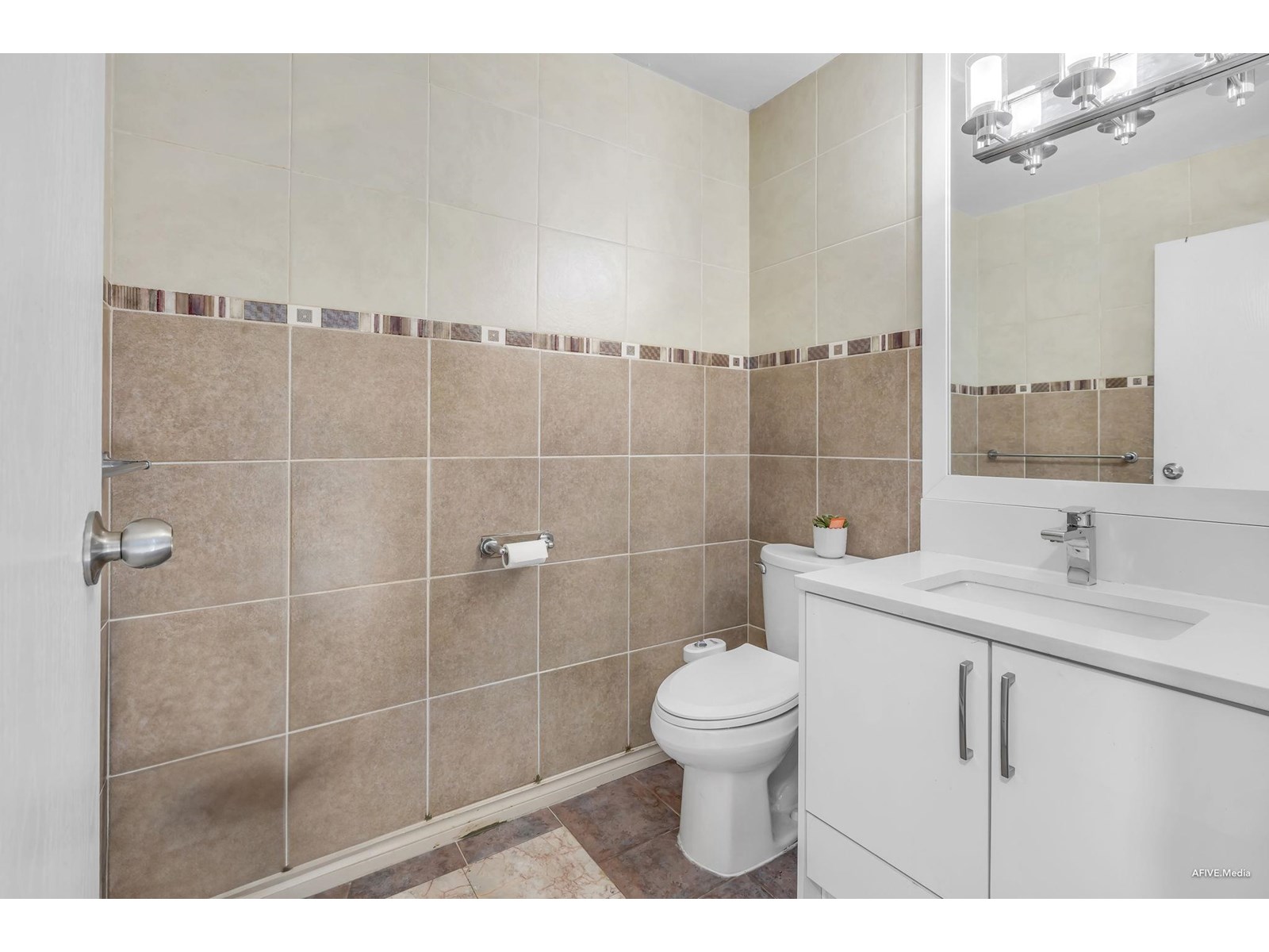 Photo 14 of 256 9452 Prince Charles Boulevard, Surrey BC