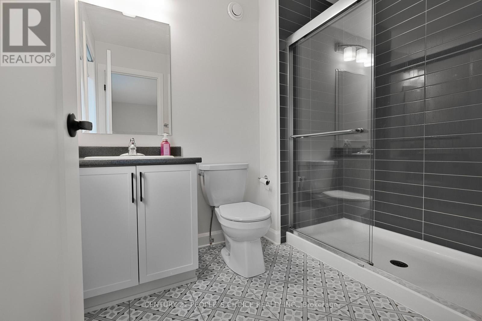 Photo 27 of 822 Sendero Way W, Ottawa ON