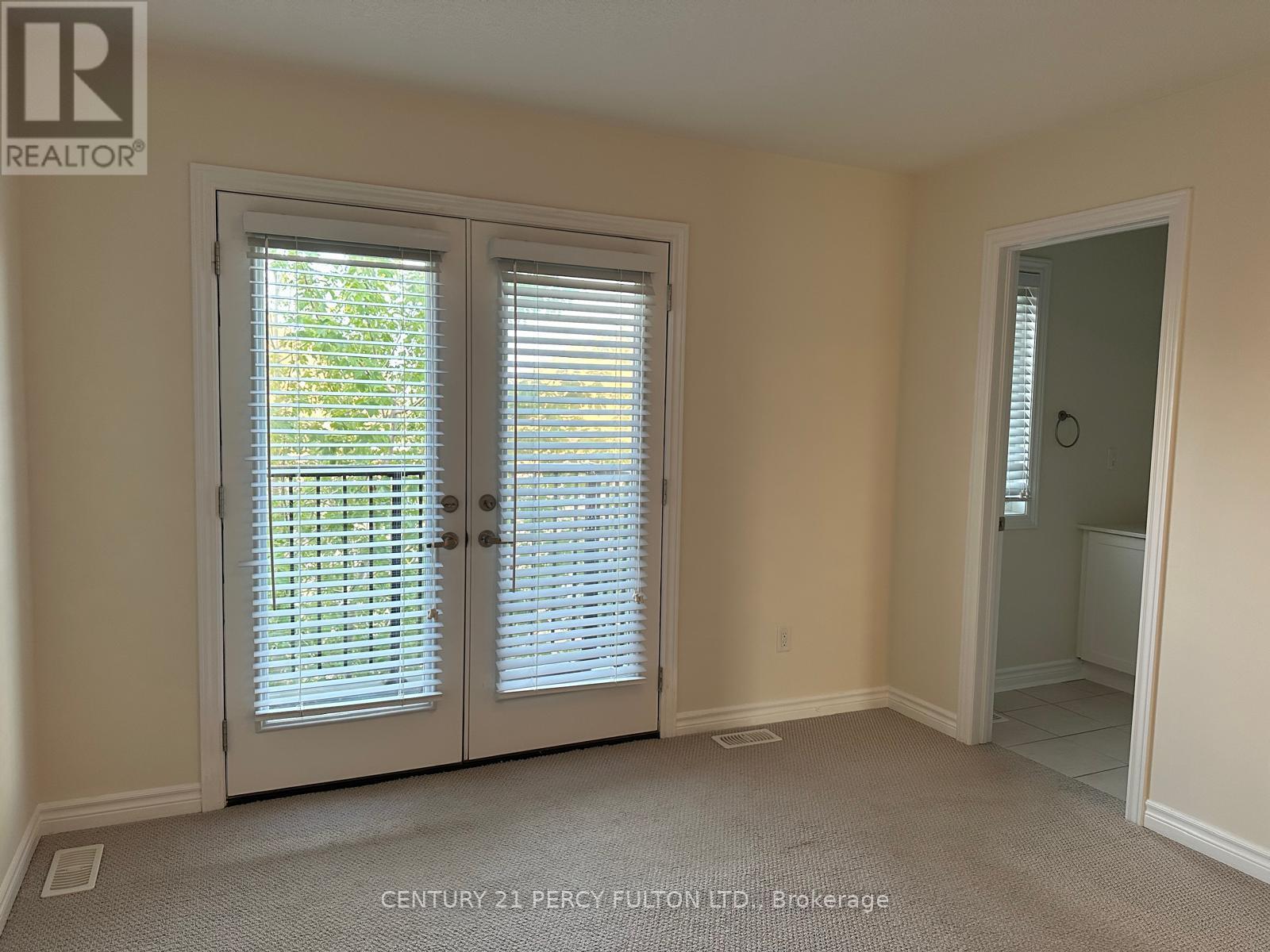 Photo 3 of 64 Ferris Square, Clarington ON