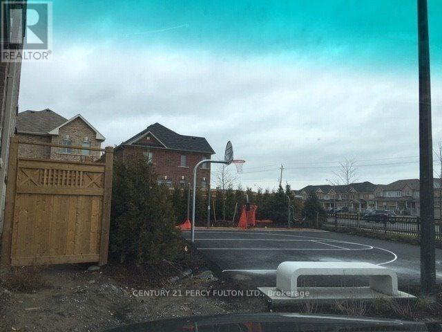Photo 17 of 64 Ferris Square, Clarington ON