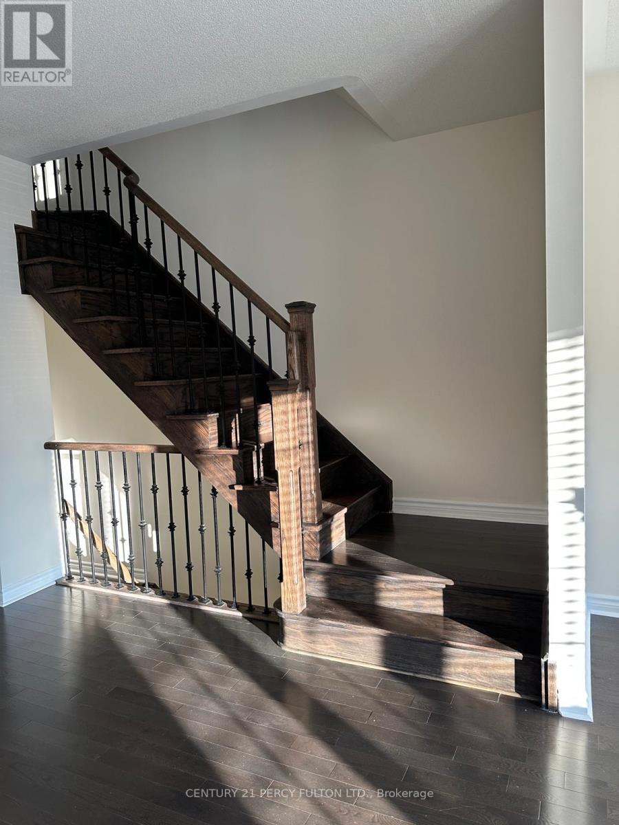Photo 18 of 64 Ferris Square, Clarington ON
