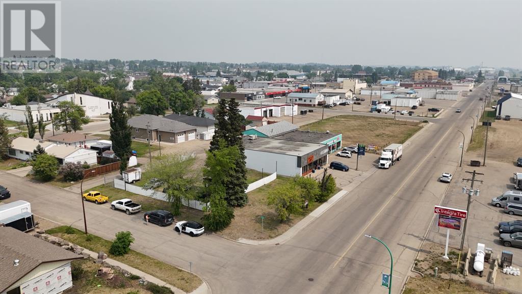 Photo 3 of 11136 101 Avenue, Fairview AB